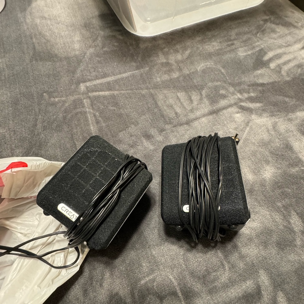 Computer speakers